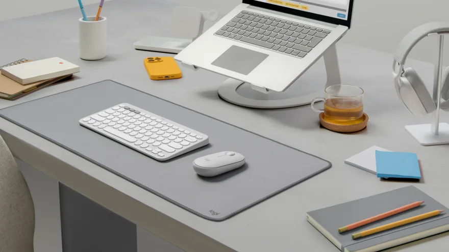pebble-keys-2-k380s-horizontal-gallery-desktop-3