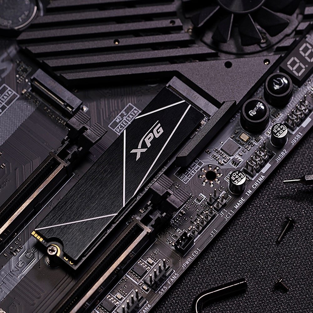 s70_blade_e_04